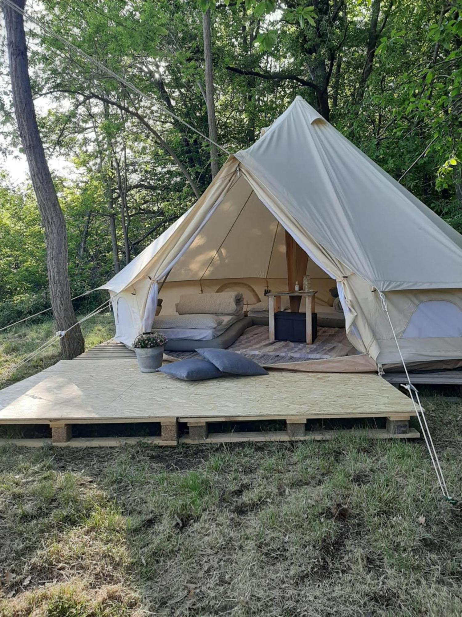 Rifugio Manfre Bivouac Tent Belpasso Eksteriør bilde